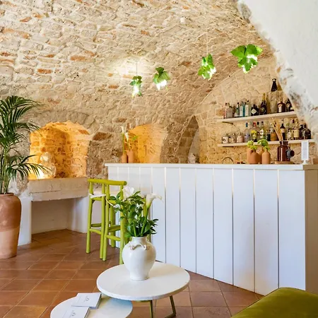 Masseria Montepaolo Dimora Di Charme בית חווה קונברסאנו